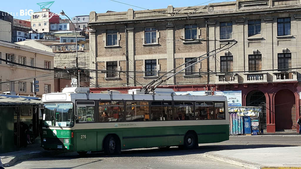 This is an operating trolleybus in Valparaiso